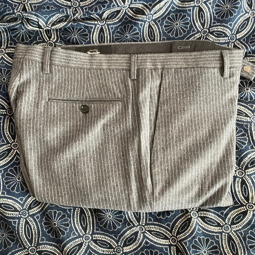 Banana Republic Tessuto Marzotto Wool Dress Pant Gray Pinstripe